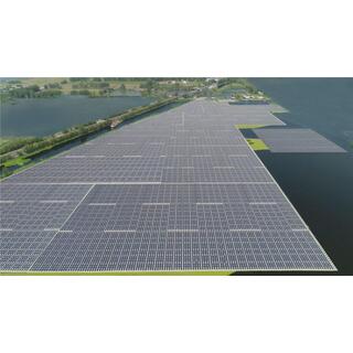 Full-Time Water-Mounted Solar Power System, Custom Project Design image 2