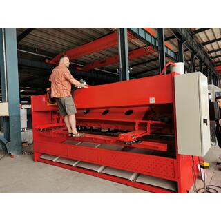 E21 Hydraulic Shearing Machine With Front Feeding Device image 4