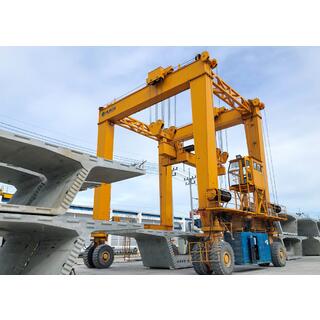 Rubber Tyred Gantry Crane image 6