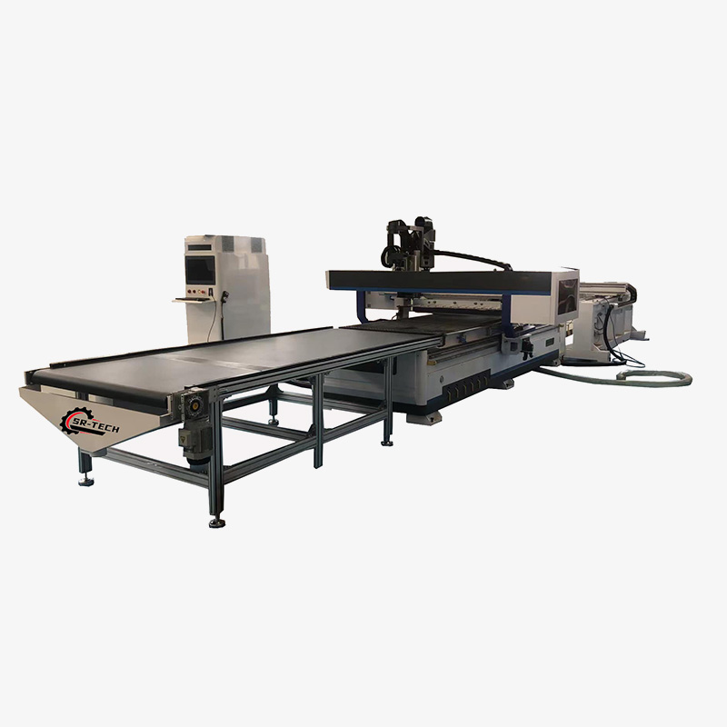 SRC1325AF Auto Feeding CNC Router Machine image 1