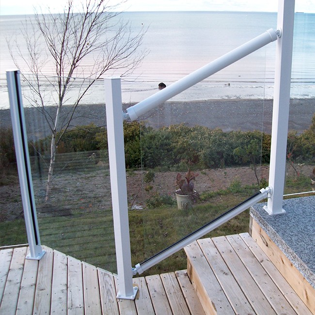 Aluminum Framed Glass Railing image 1