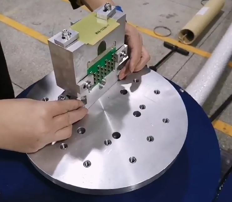 PCB Board Vibration Test Bench image 2
