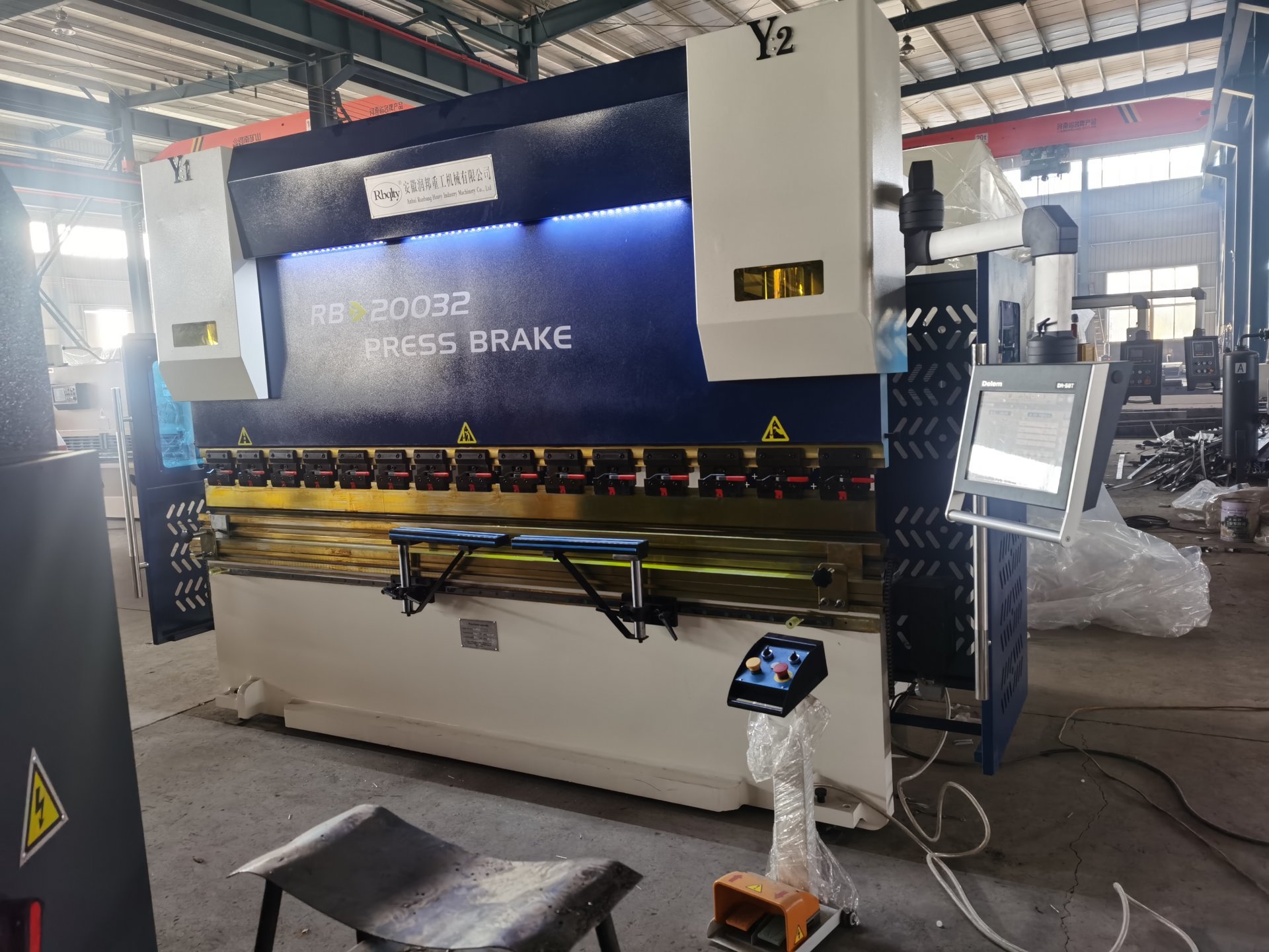 DA58T 6+1 Axis Hydraulic Press Brake Machine image 4