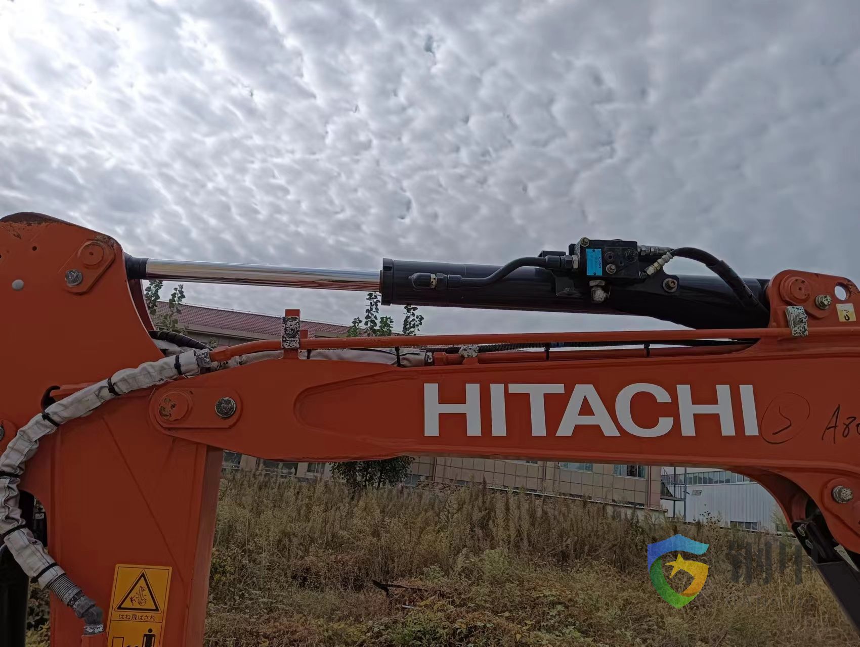 Used Hitachi ZX30U-5B excavator image 1