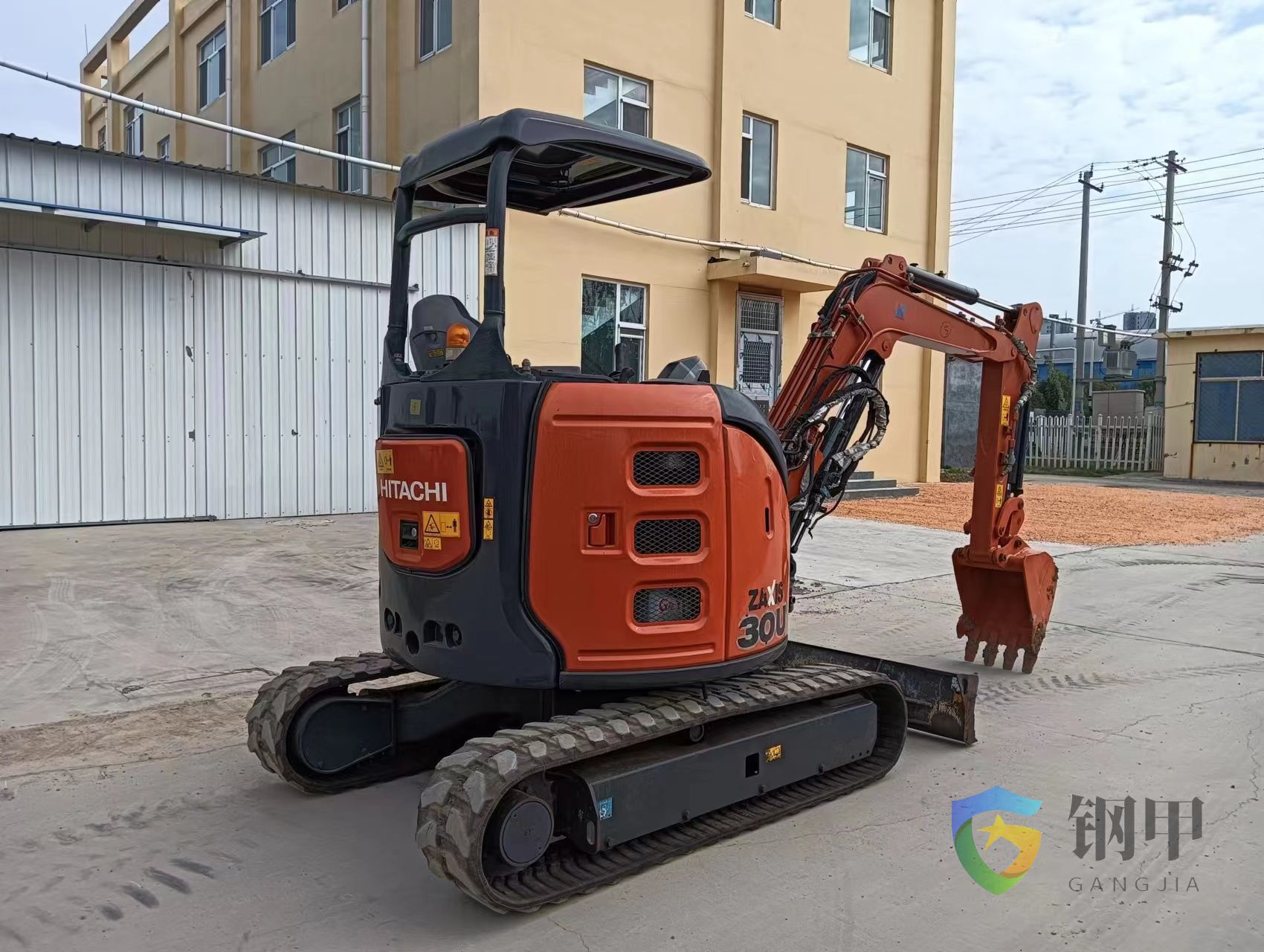 Used Hitachi ZX30U-5B excavator image 4