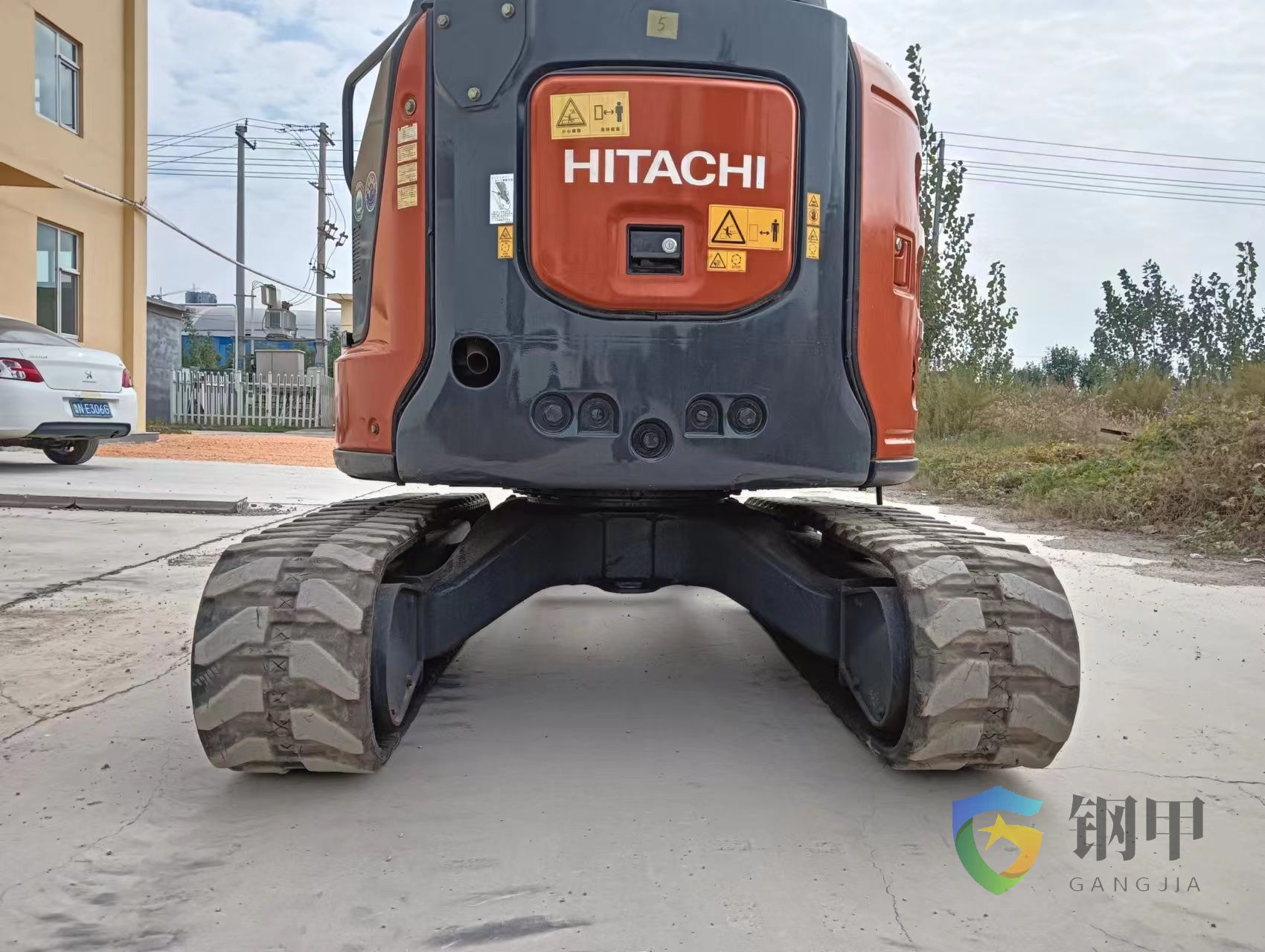 Used Hitachi ZX30U-5B excavator image 9