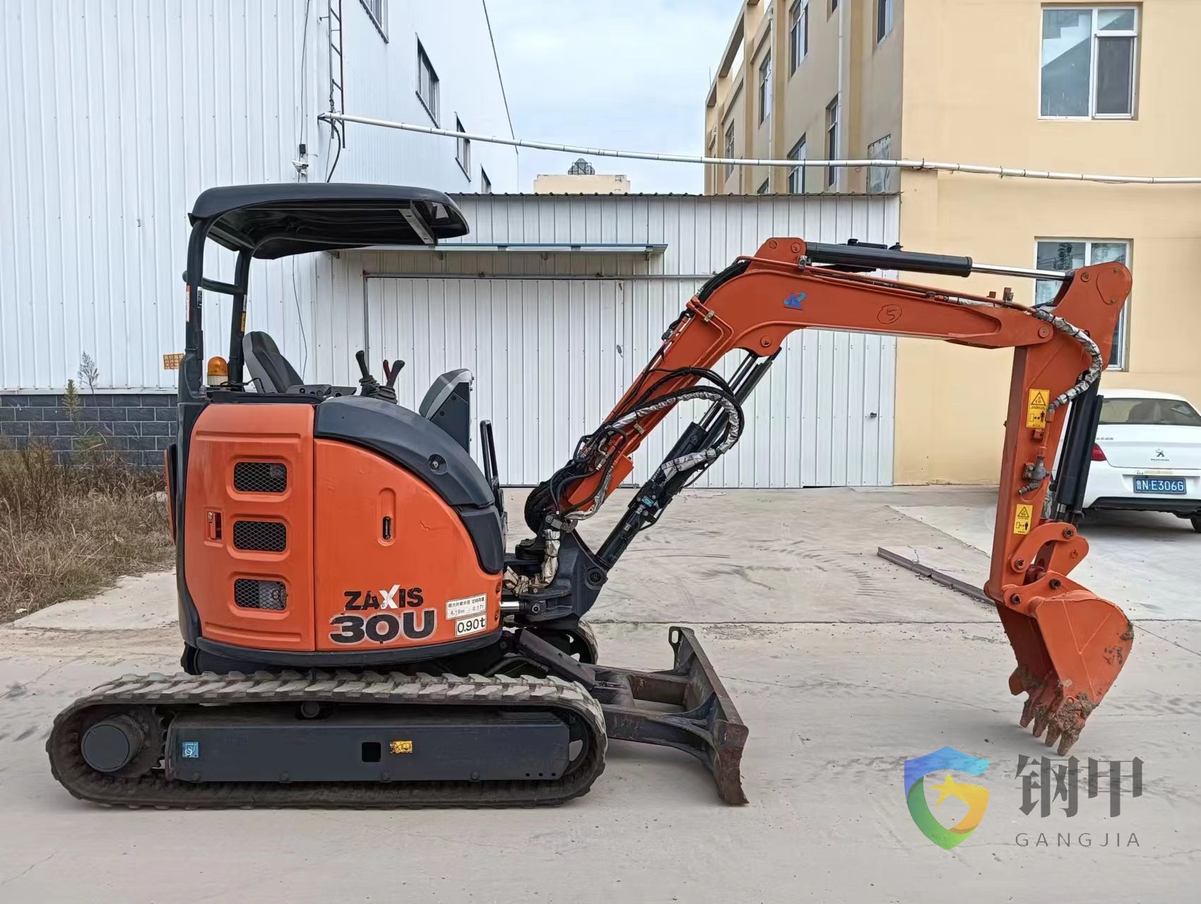 Used Hitachi ZX30U-5B excavator image 10