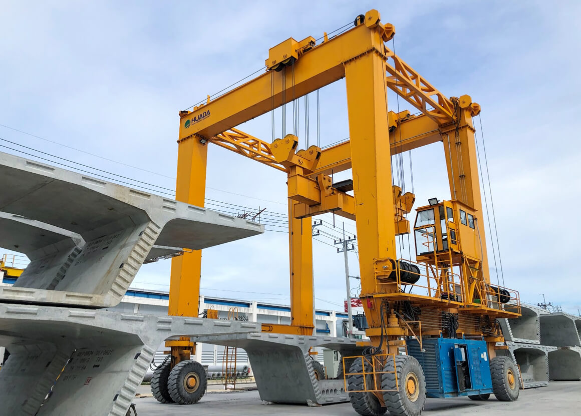 Rubber Tyred Gantry Crane image 6