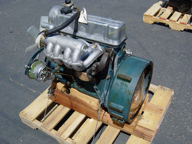 Nissan engine parts image 2